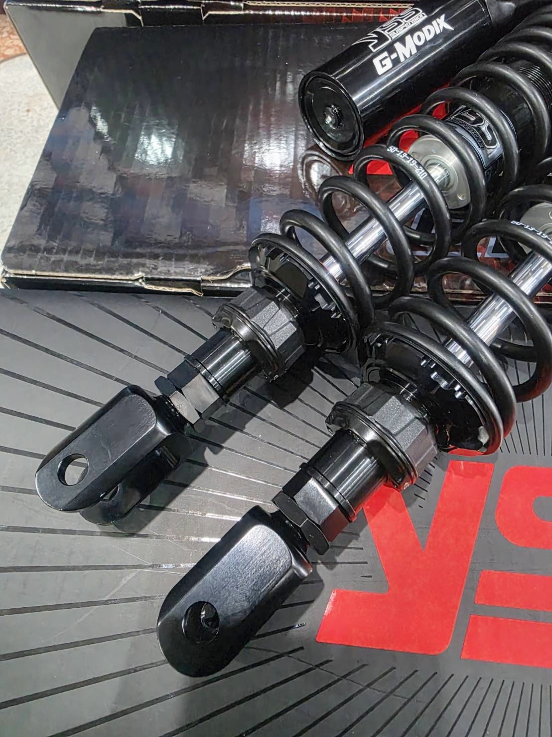 โช็คหลัง YSS G-ModiX! - Zontes 368 G - Forza 300/350 (430 มม./395 มม.) - XMAX 300 (350 มม.) รุ่นใหม่ล่าสุดจาก YSS SUSPENSION ️ เลือกสีสปริงฟรี สี น้ำเงิน ม่วง เหลือง ส้ม แดง เขียว ชมพู สวย แน่น เท่ห์ กว่าเดิม โดดเด่นทุกมุมมอง ให้ฟีลลิ่งที่ นุ่ม นวล และการ