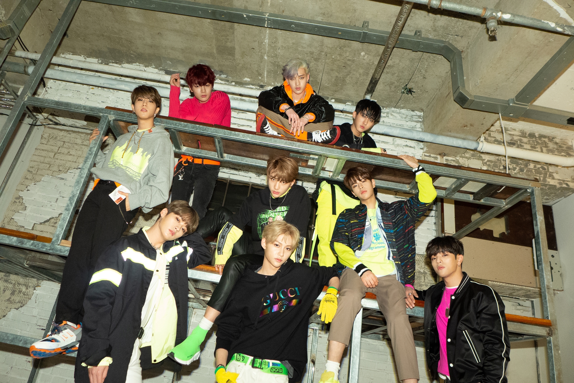 [PRE-ORDER] {อัลบั้มไซน์สุ่มเมมเบอร์ 1 คน} STRAY KIDS - 4th Mini Album "CLE 1 : MIROH" (Normal Edtion)