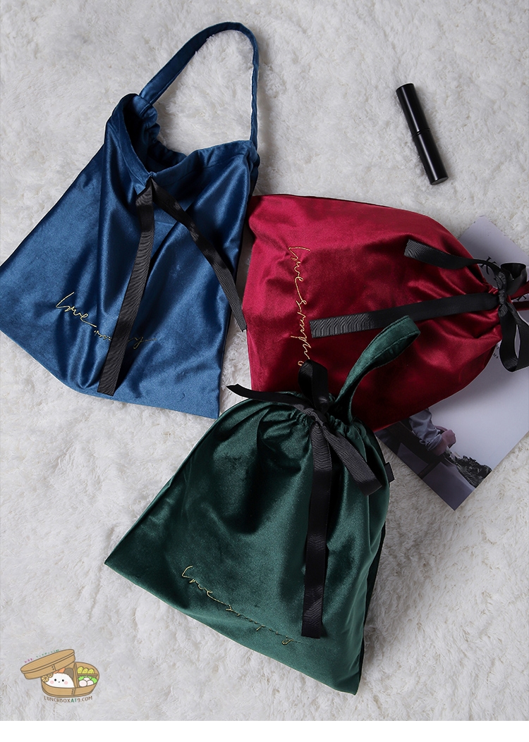 ถุงผ้าใส่กล่องข้าว พร้อมถุงเก็บความร้อน มี 5 สี