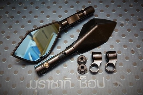 กระจกห้าเหลี่ยมบานเล็ก