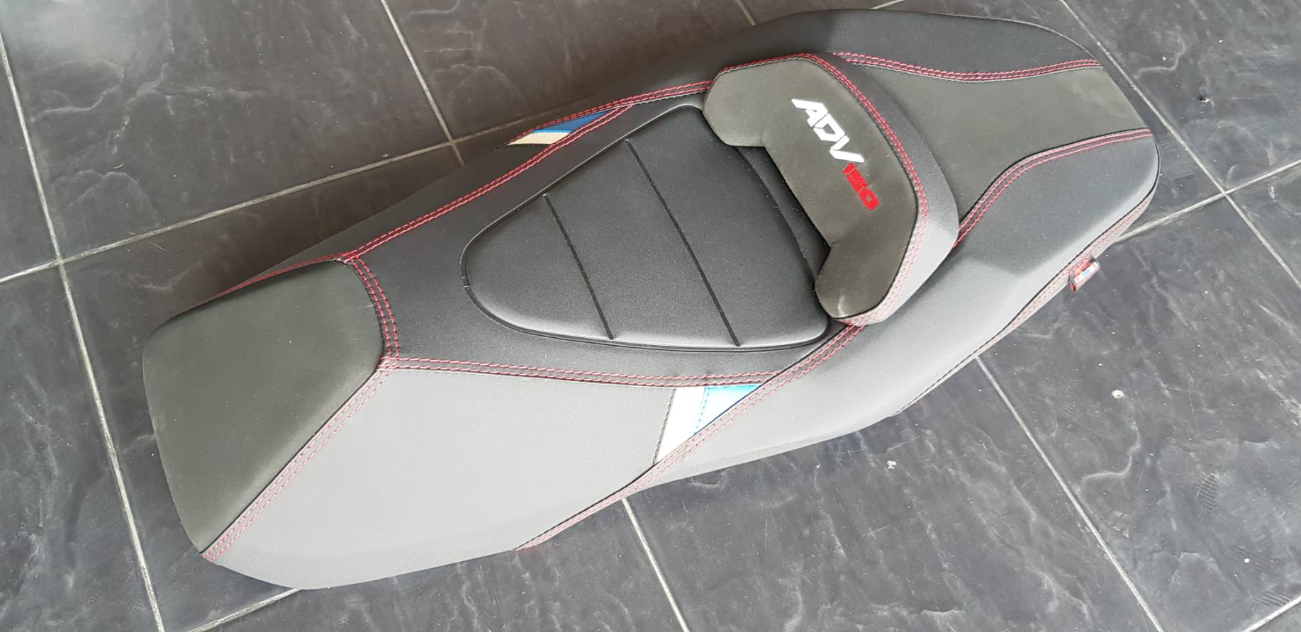 เบาะสปอร์ตโครงเทียม ADV คาดลาย BM หน่อยวัดด่านราคา2500 ขายขาด