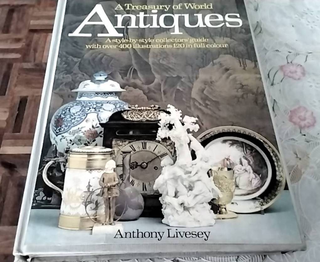 A Treasury of World Antiques