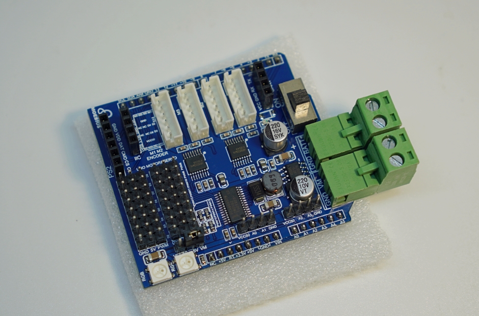 Moebius 4 Channels Motor Driver Shield for Arduino UNO R3