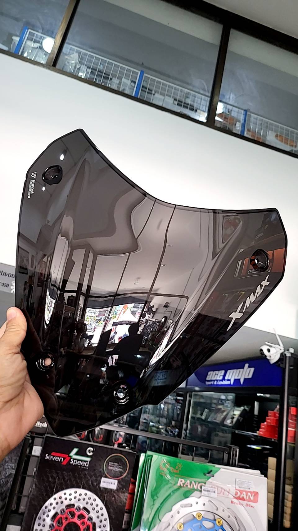 ชิวหน้าทรง sport New XMAX300 / 2023
