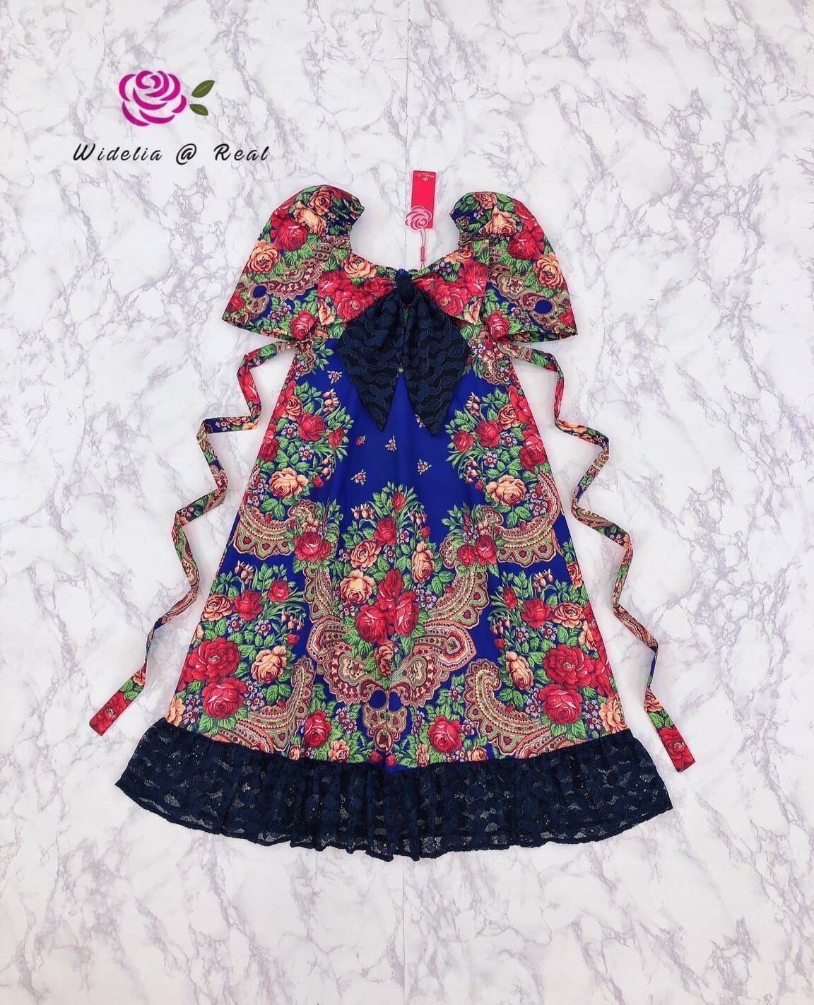 Vintage Dress :: เดรสวินเทจตัวยาวสวยทรงเก๋ ตัวเดรสเลือกใช้ผ้าเนื้อสวยพิมพ์ลายดอกไม้🌹