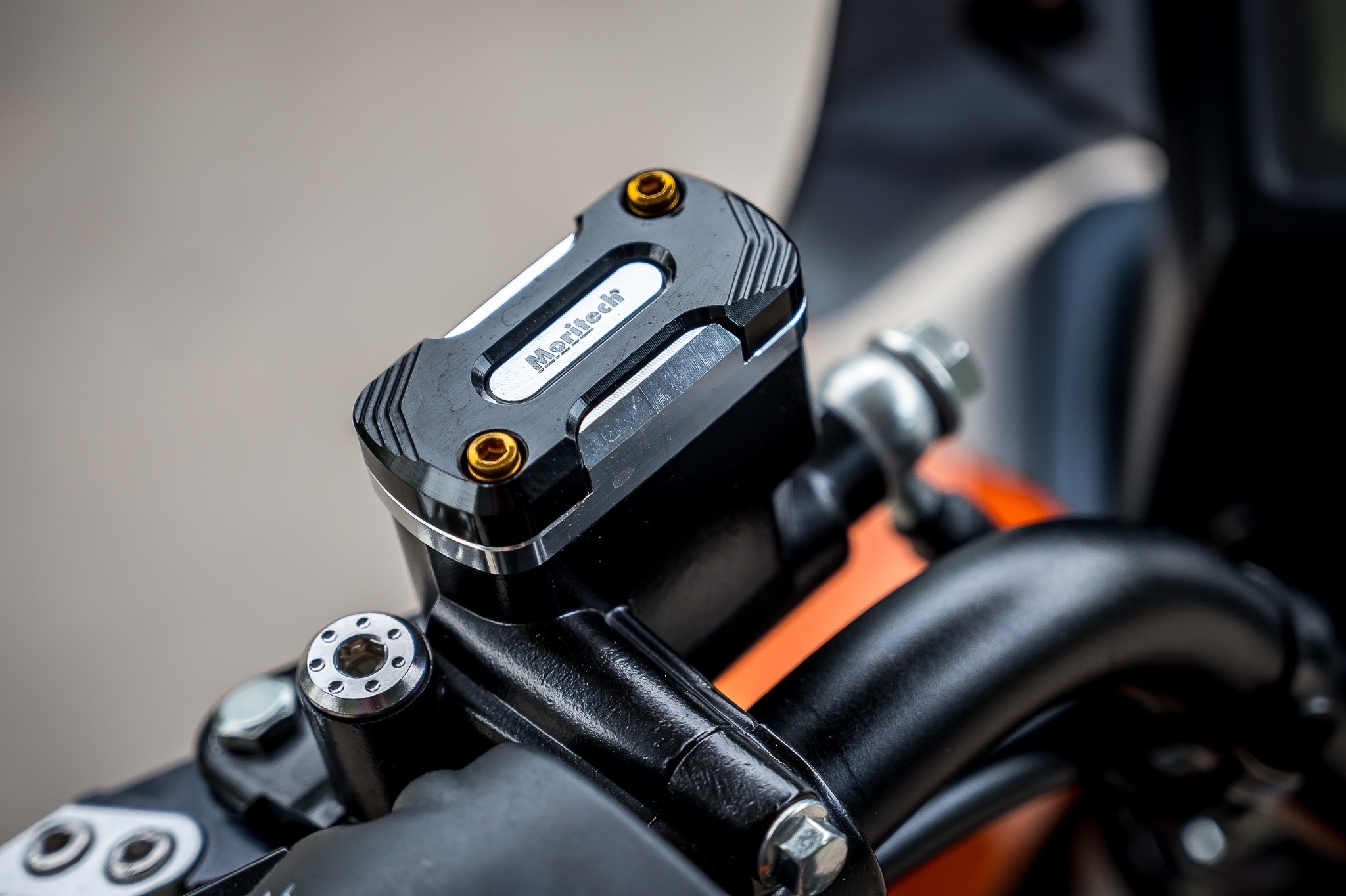 ชุดแต่งมอเตอร์ไซด์ไฟฟ้าAJ Z3 1.ชิวหน้า Windshield Z3 890฿ 2.ครอบ อกซ้าย/ขวา Front cover side fairing Z3 1700฿ 3.ครอบเฟรม Chassis cowl Z3 1350฿ 4.ครอบบังโคลนหน้า Front fender cover Z3 1400 5.ครอบแฟริ่งข้าง Under cover side fairing Z3 1400฿ 6.ครอบมือจับท้าย