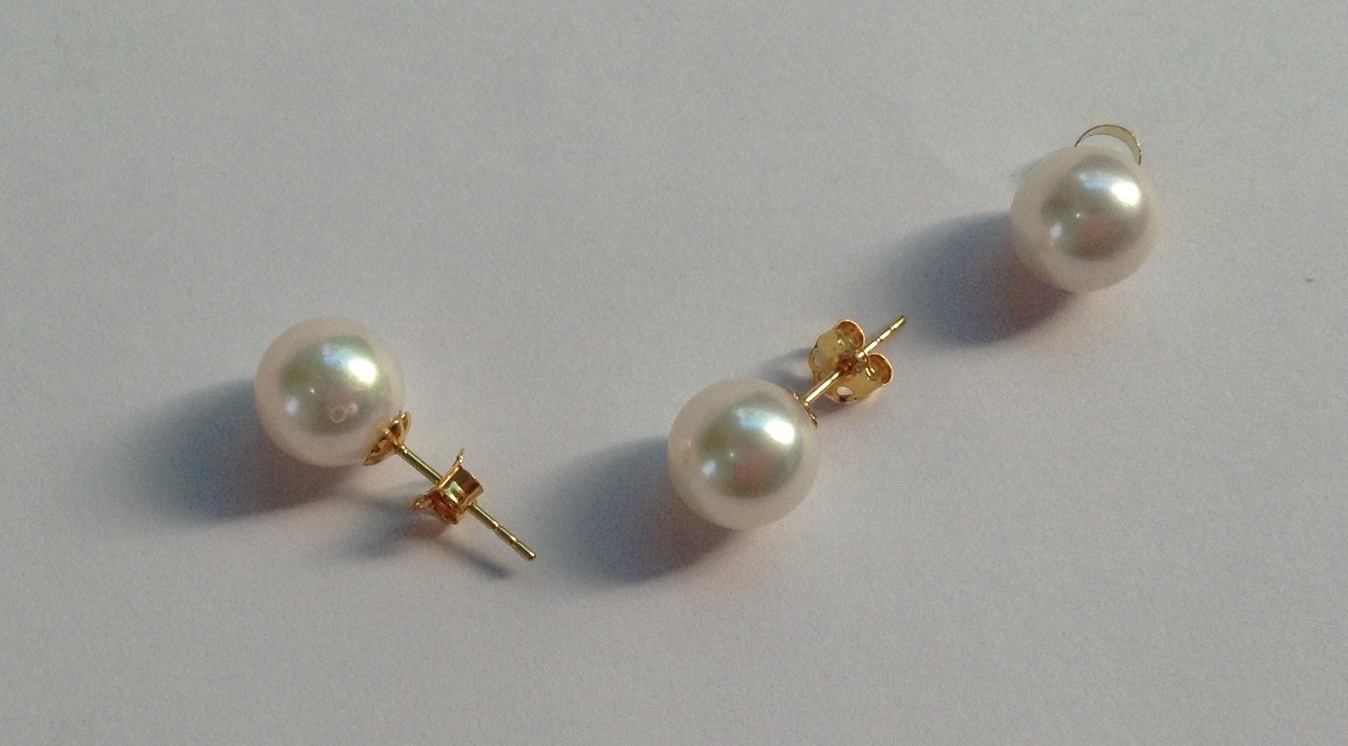 ราคาพิเศษ ชุดเซ็ตต่างหูและจี้ไข่มุกอะโกย่าญี่ปุ่นแท้ 9-9.5 มิล กลม ก้าน 14k AA