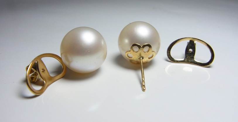 ต่างหูไข่มุกแท้น้ำจืด 11-12 มิล กลม ก้านทอง 18k ไข่มุกขนาดใหญ่ค่ะ