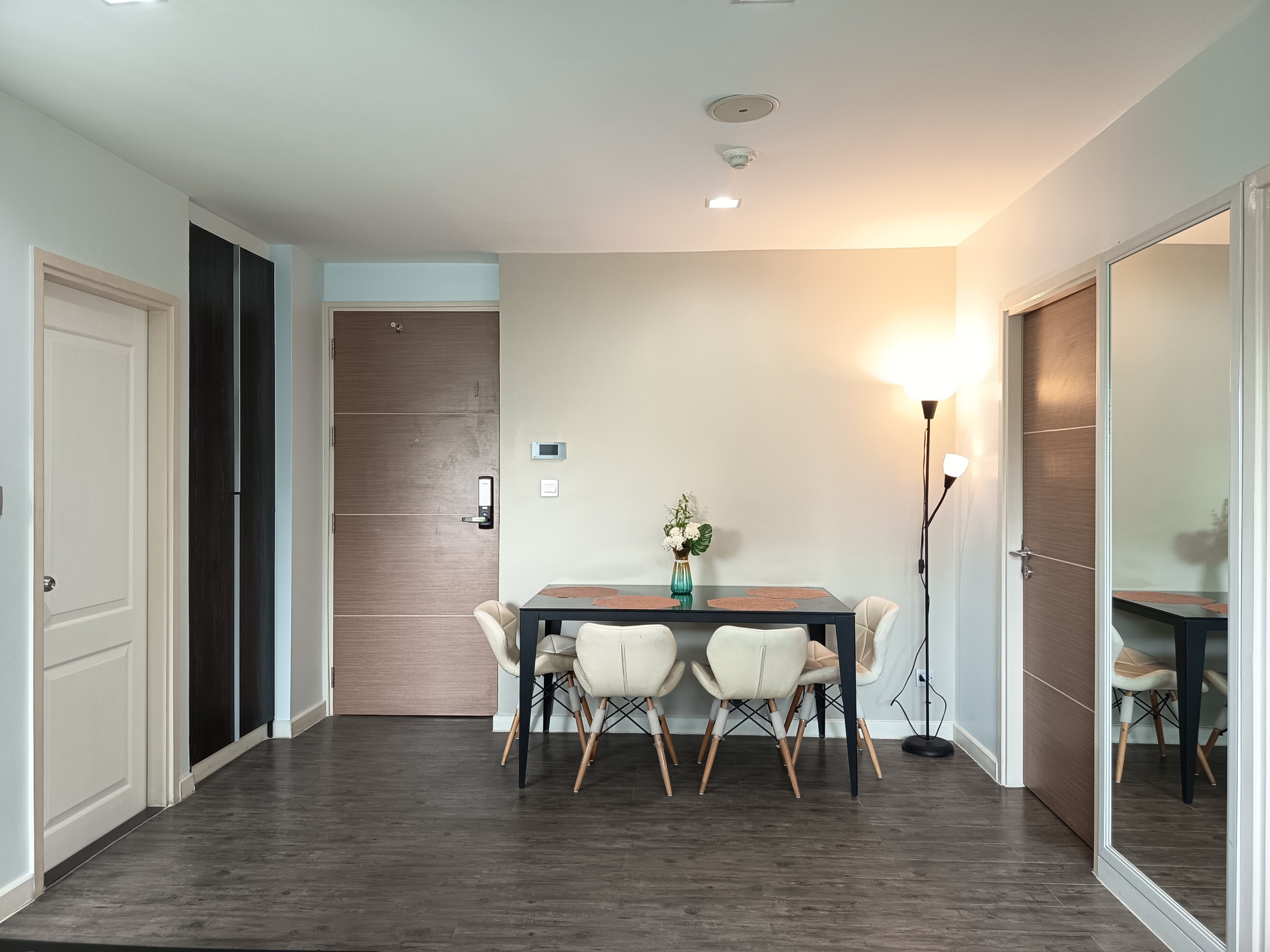 บี แคมปัส ประชาชื่น - B CAMPUS PRACHACHUEN (VIP)