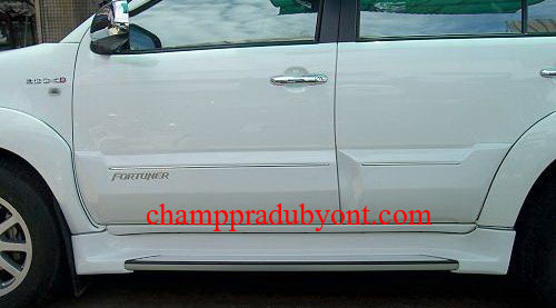 กาบข้างประตู TOYOTA FORTUNER 11-15