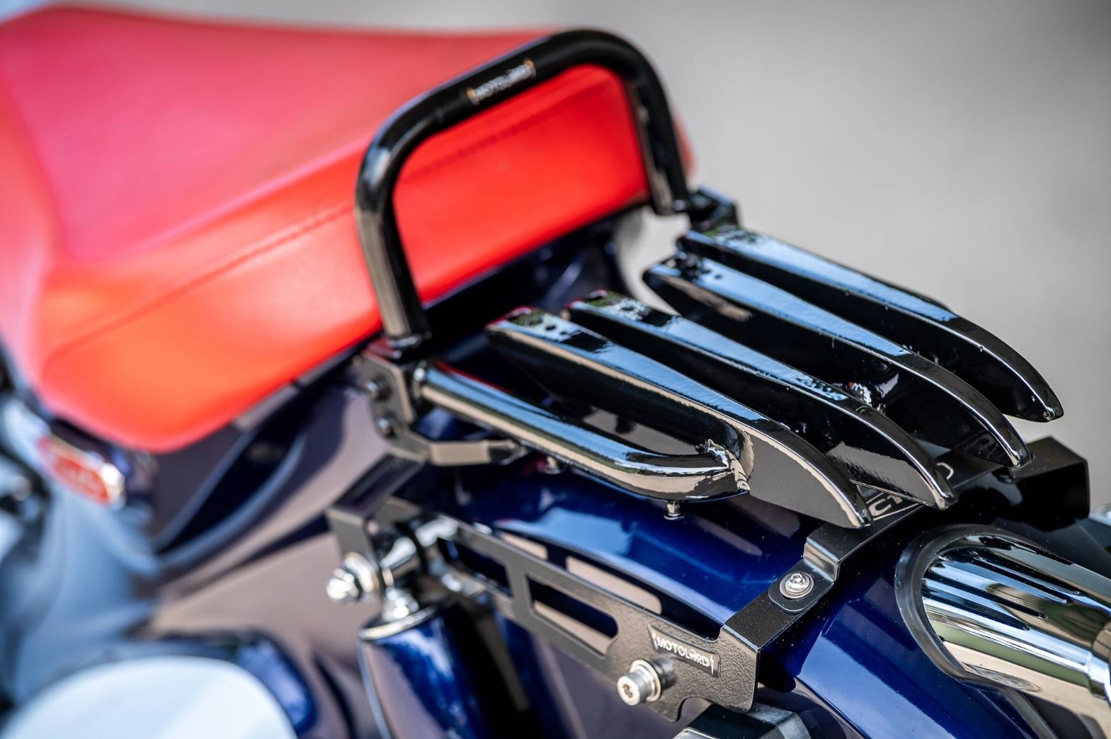 เบาะท้ายใส่กับตะแกรงหลัง MotoLordD HONDA C125 ราคา 1500