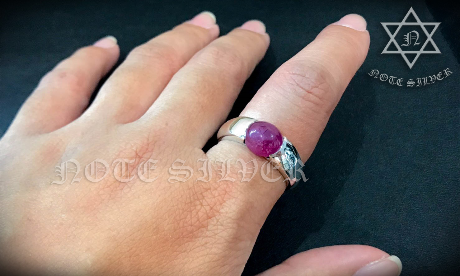 แหวนเงินแท้ ทรงคลาสสิค ฝังทับทิม Sterling Silver 925 NSRG2513