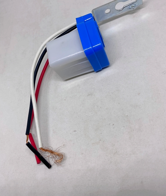 อุปกรณ์ เปิด-ปิดไฟ ด้วยแสง 10A Auto Sensor Switch / DC or AC 24V