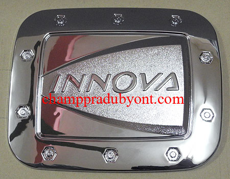 ครอบฝาถังน้ำมันโครเมี่ยม TOYOTA INNOVA 05-16