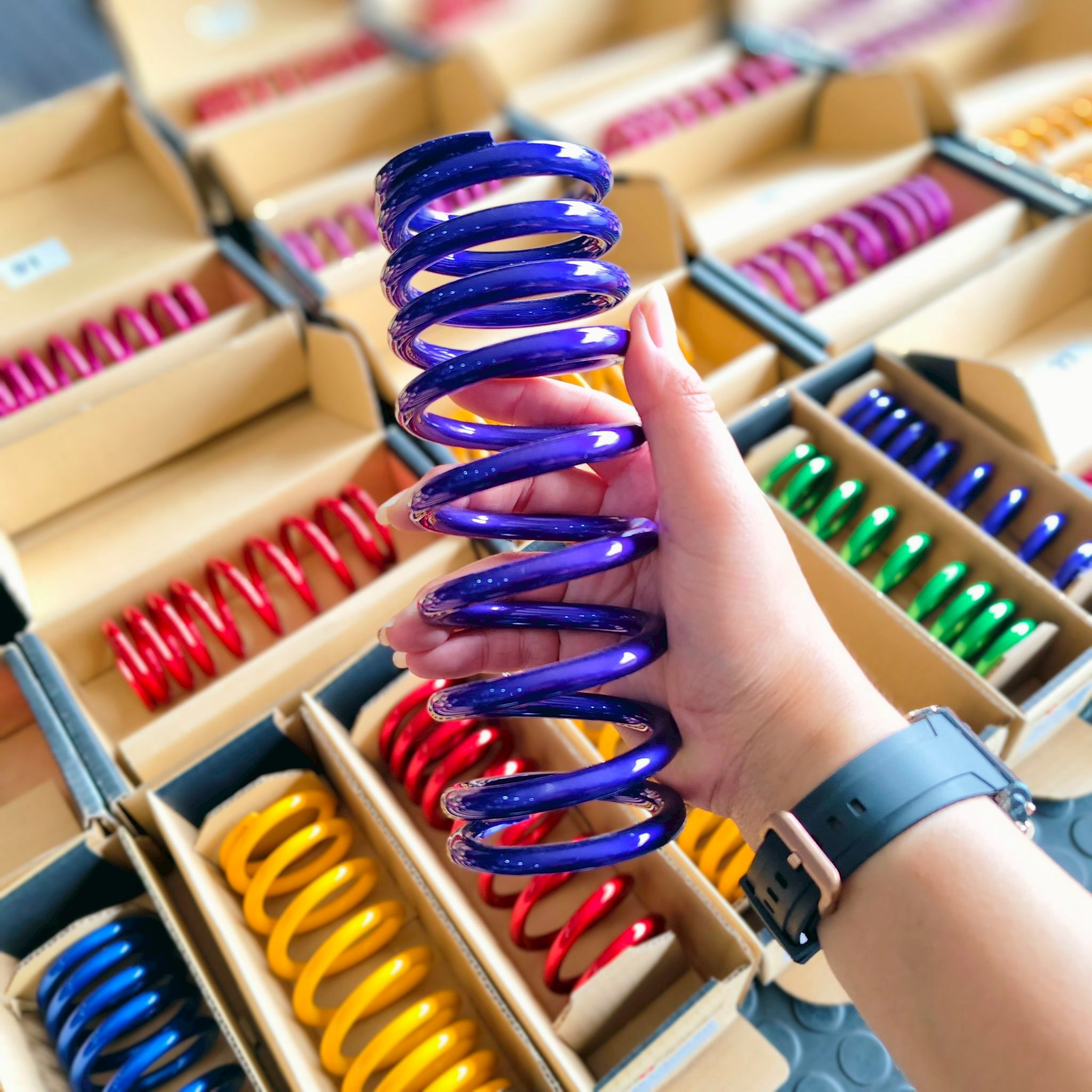 สปริงโช้คหลังงานทำสีพาวเดอร์โค้ท สำหรับโช้ค Profender X-Series Giorno125+