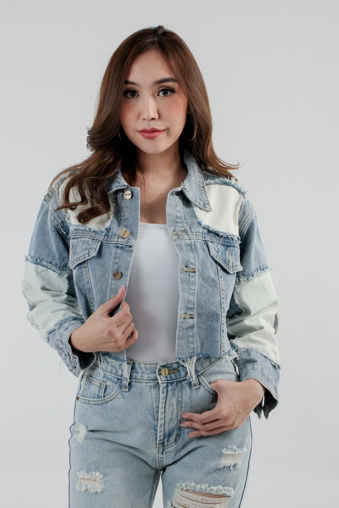 เสื้อแจ๊กเก็ตยีนส์แขนยาว ผู้หญิง
