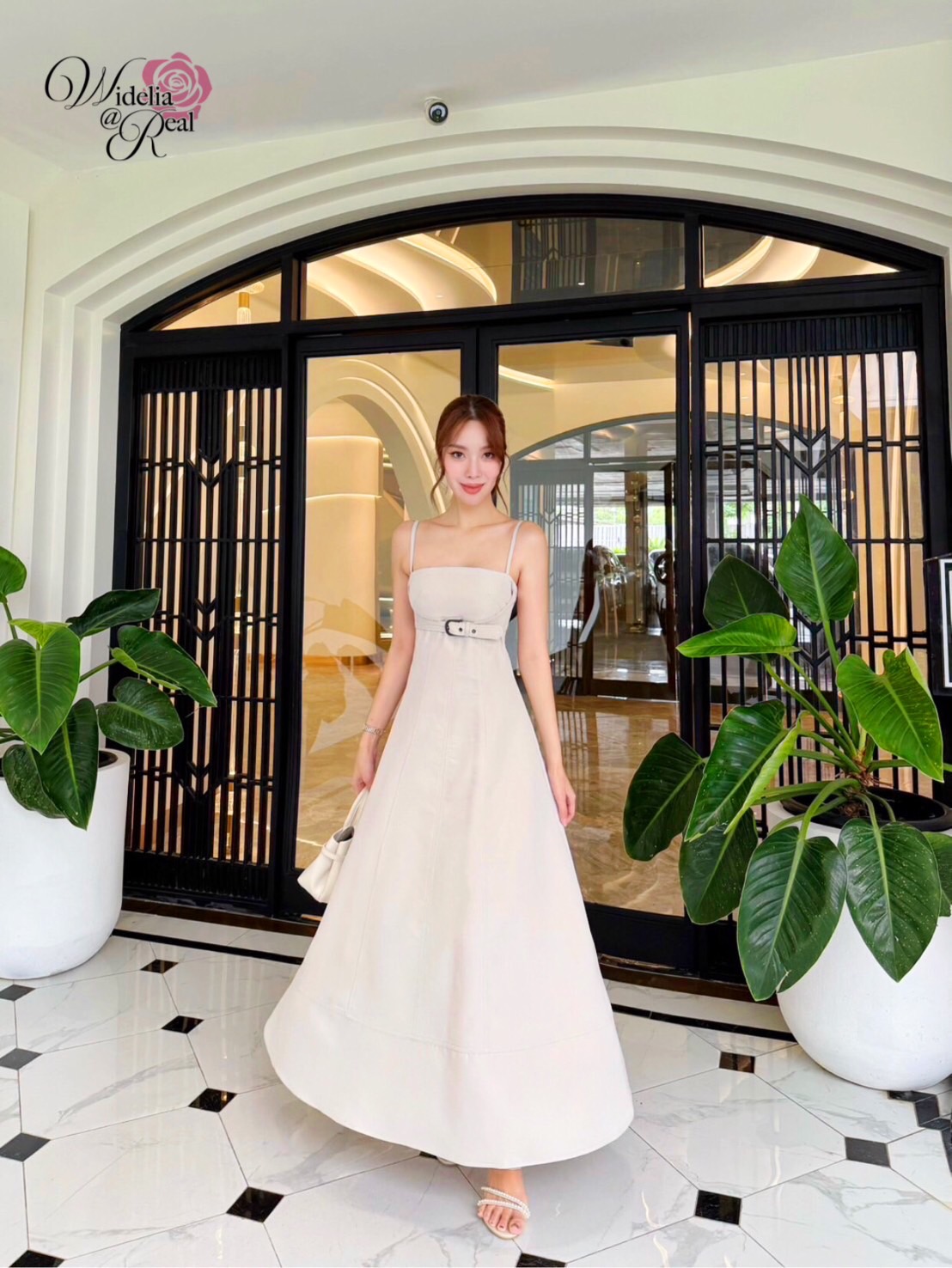 Korea Maxi dress แม็กซี่เดรสสายเดี่ยว สายเดี่ยวปรับระดับได้