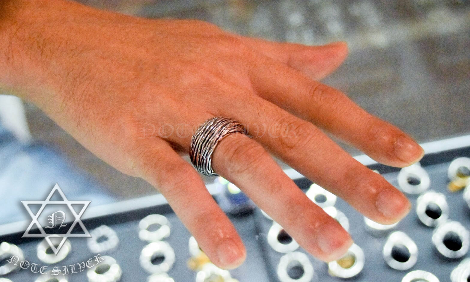 แหวนเงินแท้คลาสสิค ลายเปลือกไม้ Sterling Silver 925 NSRG1772