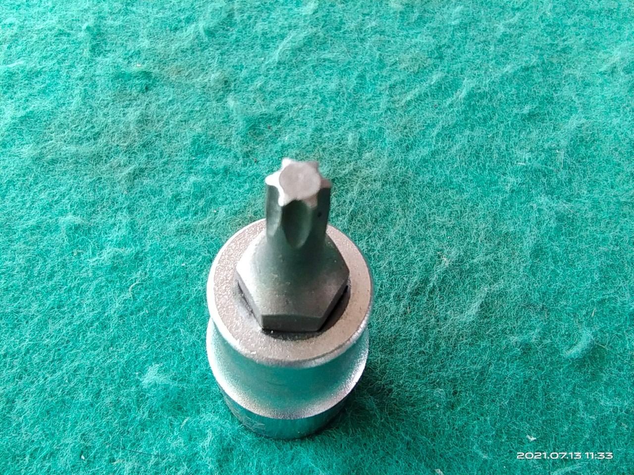 ลูกบล็อกเดือยโผล่ หัวดาว ยี่ห้อ Hans T27