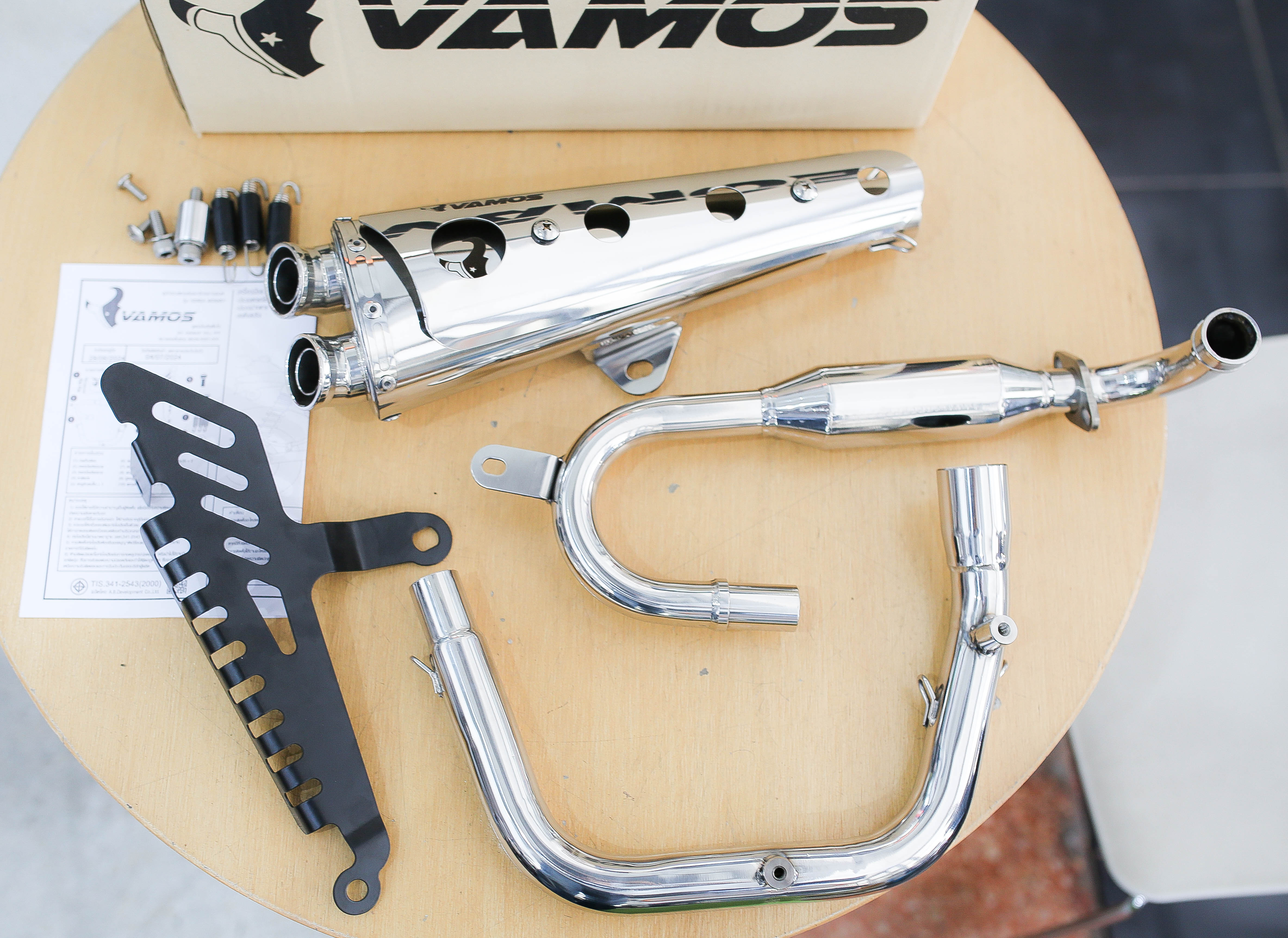 ท่อ MONKEY125 Vamos ตรงรุ่น เสียง นุ่ม ไพเราะ วัสดุน้ำหนักเบา ให้อัตตราเร่งที่ดี มาพร้อมอุปกรณ์ติดตั้งครบ ท่อมี มอก. ใช้งานได้สบายใจ