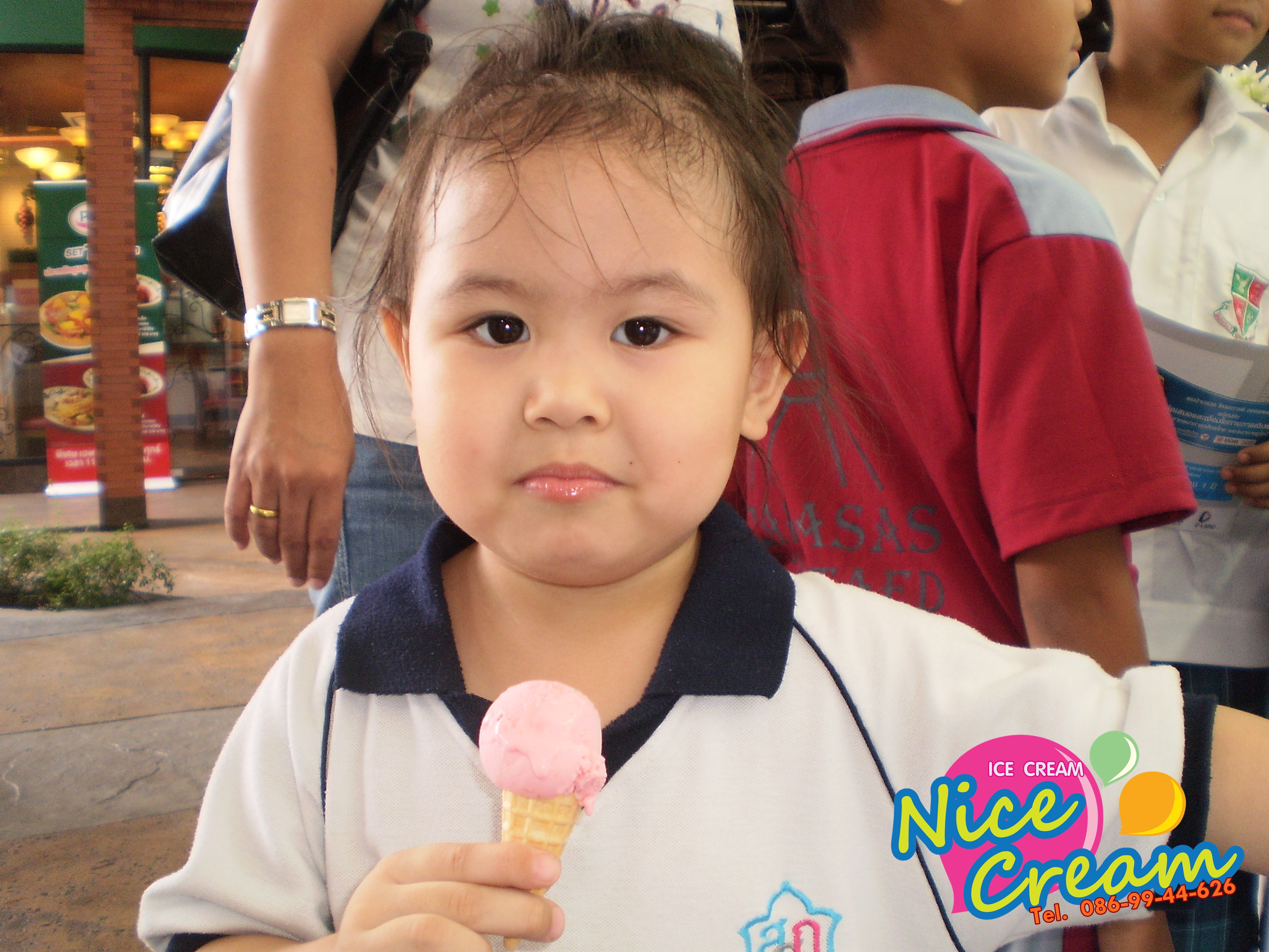 บูธไอศครีมโคนจิ๋ว @ Porto Chino