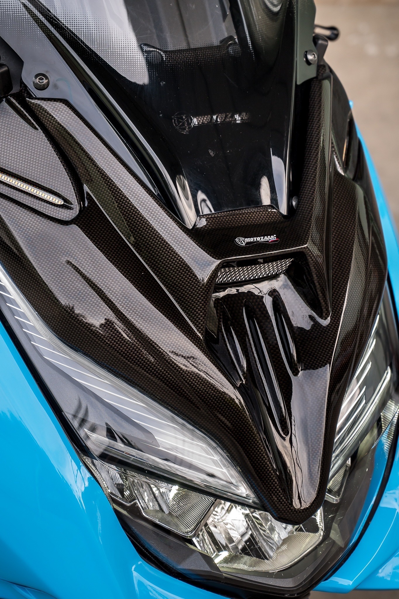 ช่องดักลมลายเคฟล่า MOTOZAAA FORZA 350 990฿