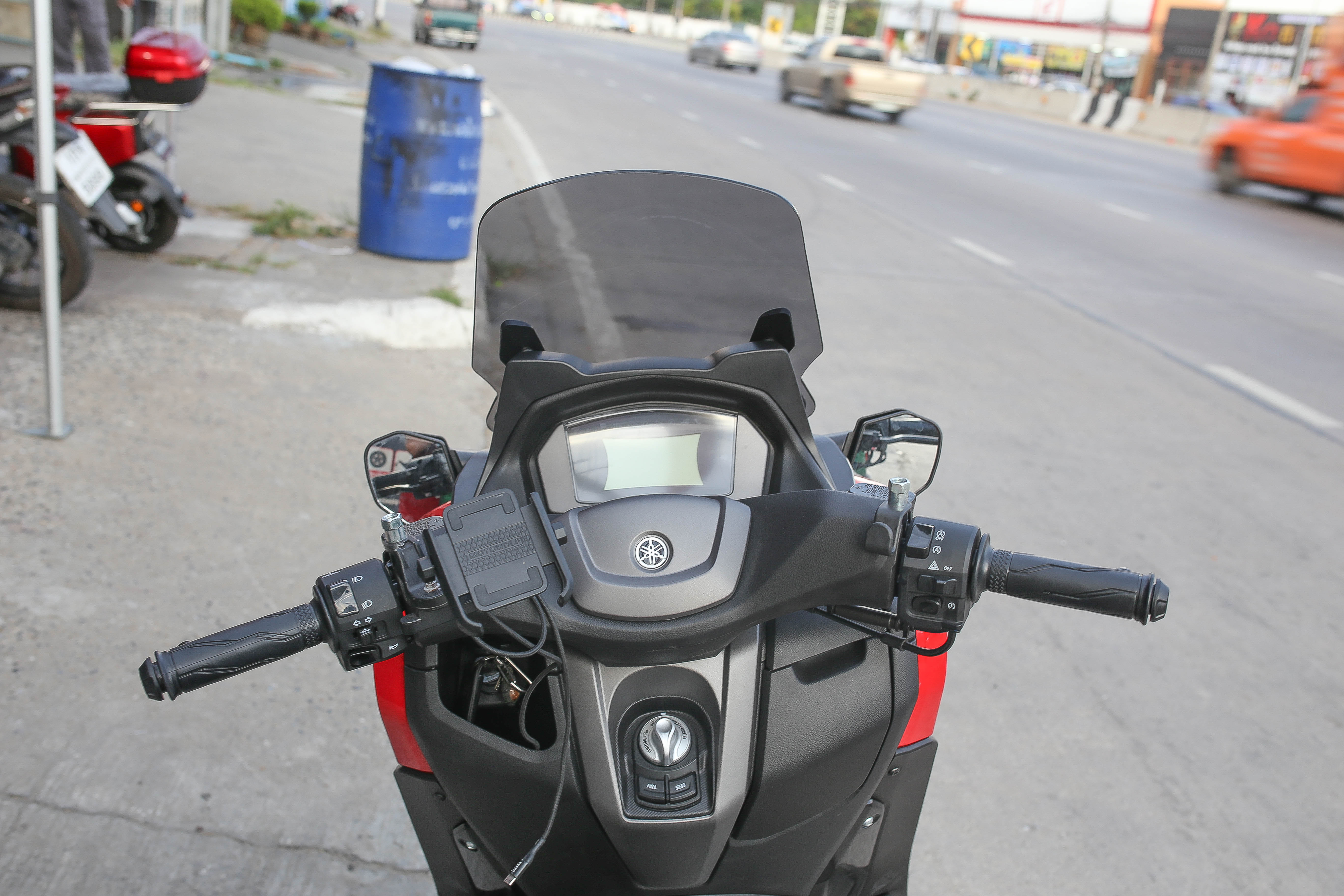 ชิวหน้าทรงสปอร์ต แบบมีกระจกมองข้างในตัว Yamaha nmax 2021 ถึง 2023 - 2,150/set - วัสดุพลาสติก ABS ฉีดขึ้นรูปพร้อมกระจกเงา - สำหรับรุ่น NMAX 2020-2023