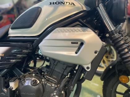 บังเครื่อง V1 Head engine cowl Motolord CL300 2400฿ (สีดำเงา ,สีบรอนซ์ด้าน)