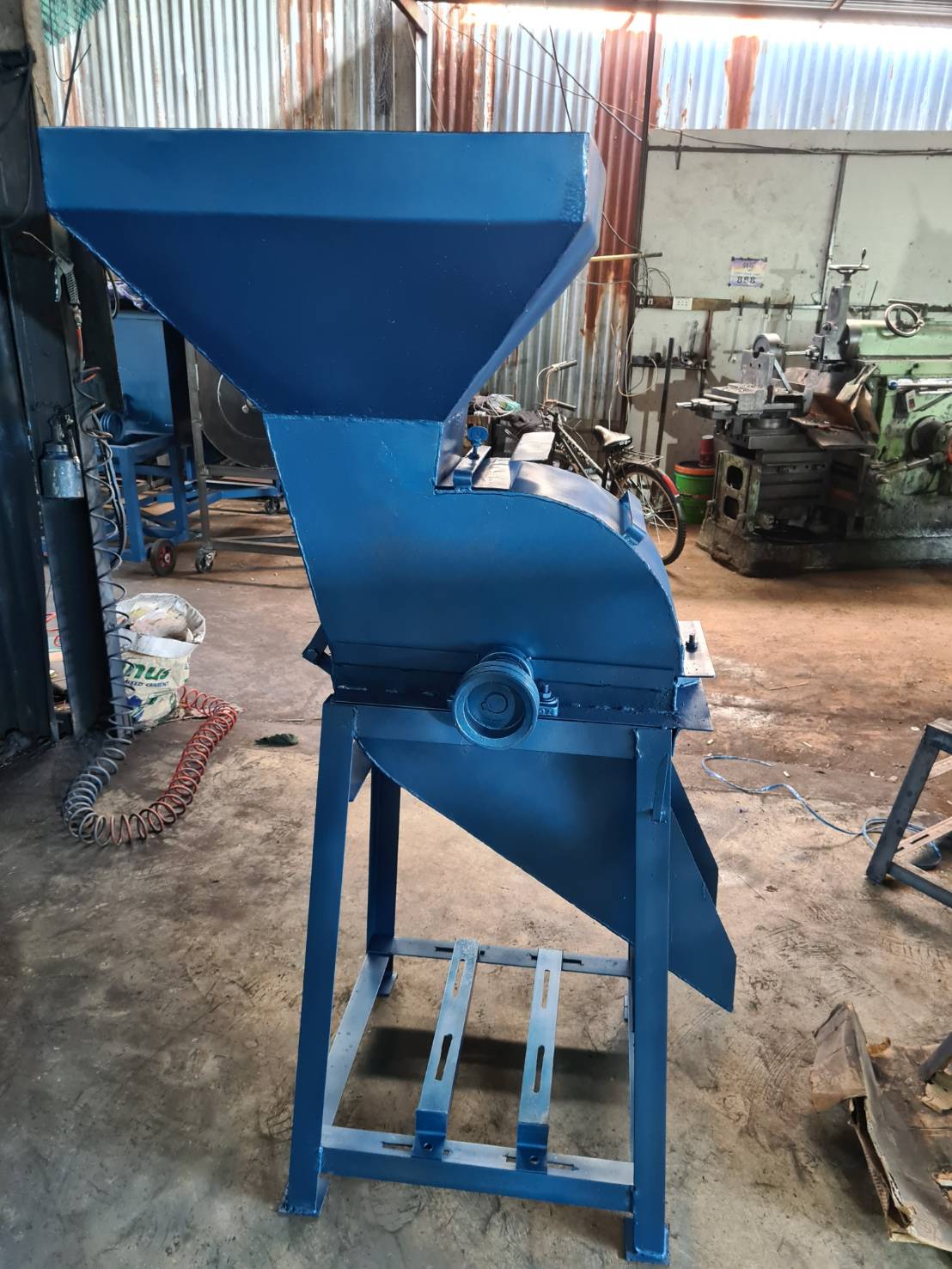 เครื่องบด สับย่อย ขนาด เบอร์ 12 มอเตอร์ 7 แรง