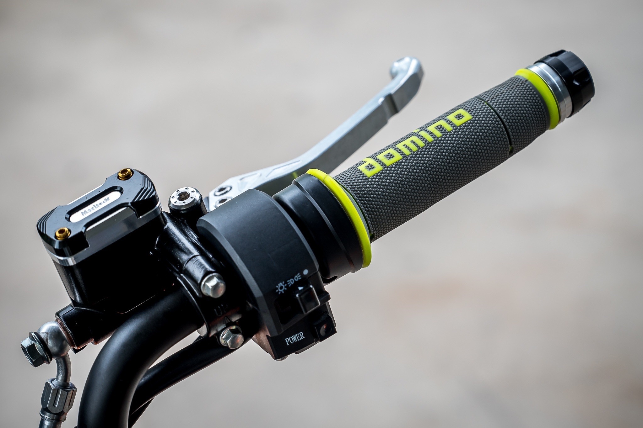 ชุดแต่งมอเตอร์ไซด์ไฟฟ้าAJ Z3 1.ชิวหน้า Windshield Z3 890฿ 2.ครอบ อกซ้าย/ขวา Front cover side fairing Z3 1700฿ 3.ครอบเฟรม Chassis cowl Z3 1350฿ 4.ครอบบังโคลนหน้า Front fender cover Z3 1400 5.ครอบแฟริ่งข้าง Under cover side fairing Z3 1400฿ 6.ครอบมือจับท้าย