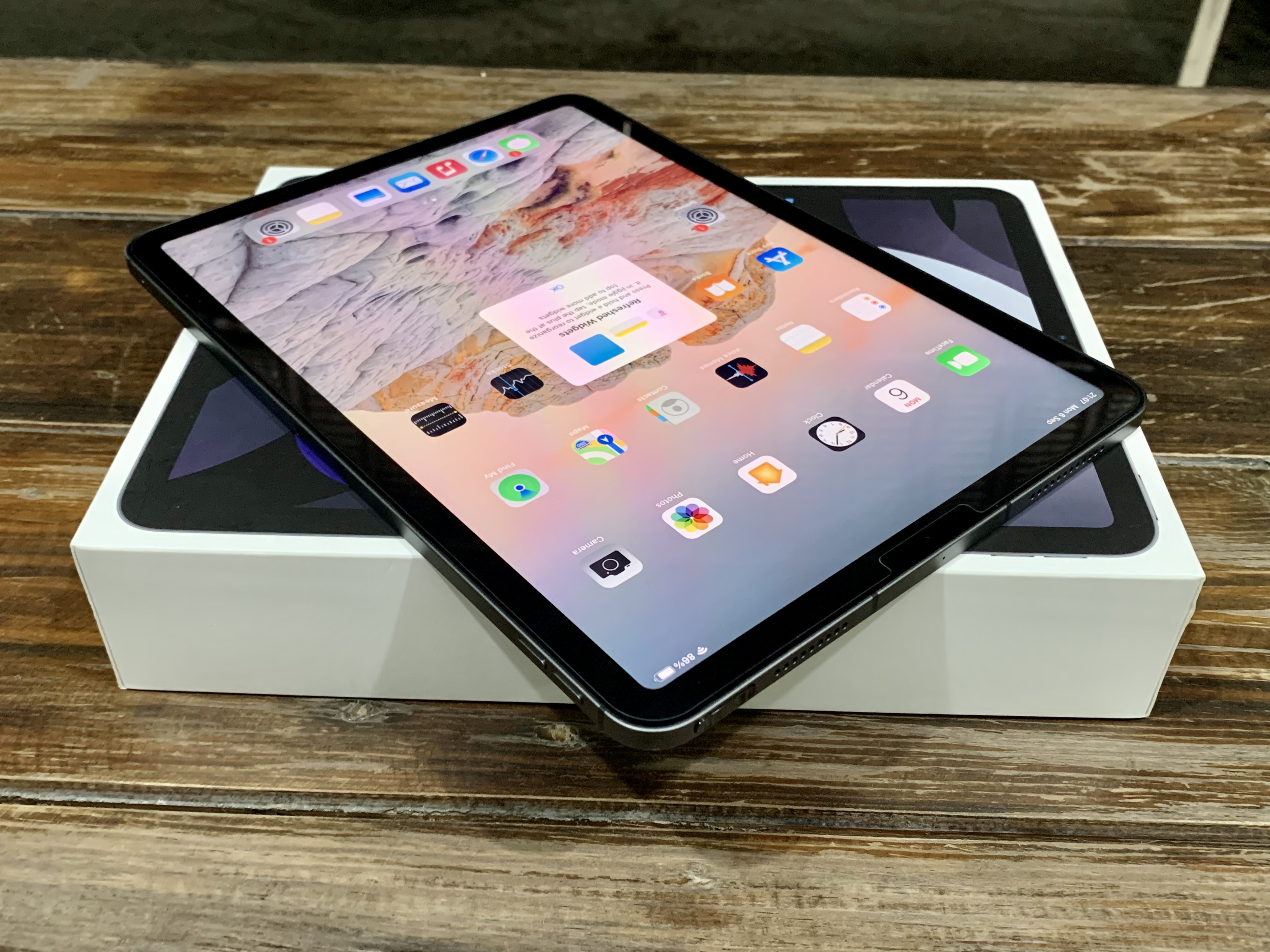 iPad Air 4 Wifi + Cellulra ความจุ 256GB มือสอง ราคาถูก เชียงใหม่