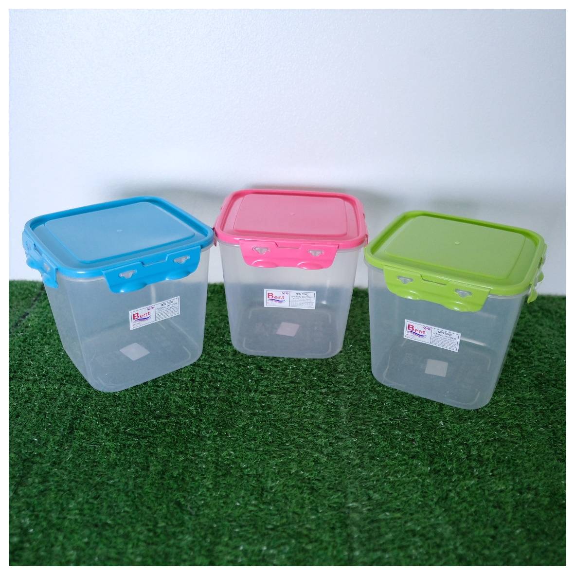 กล่องล็อคเหลี่ยม No.826 ฝาสี (HIPPO)