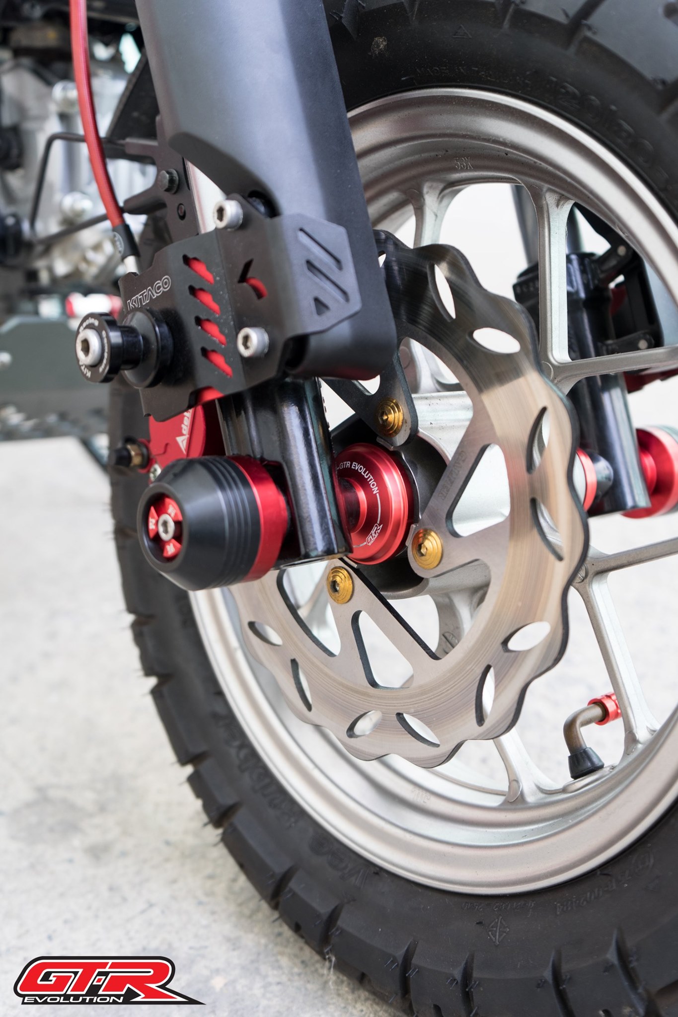 บู๊ชล้อหน้ากลึง GTR MONKEY-125/MSX-125 (L+R)