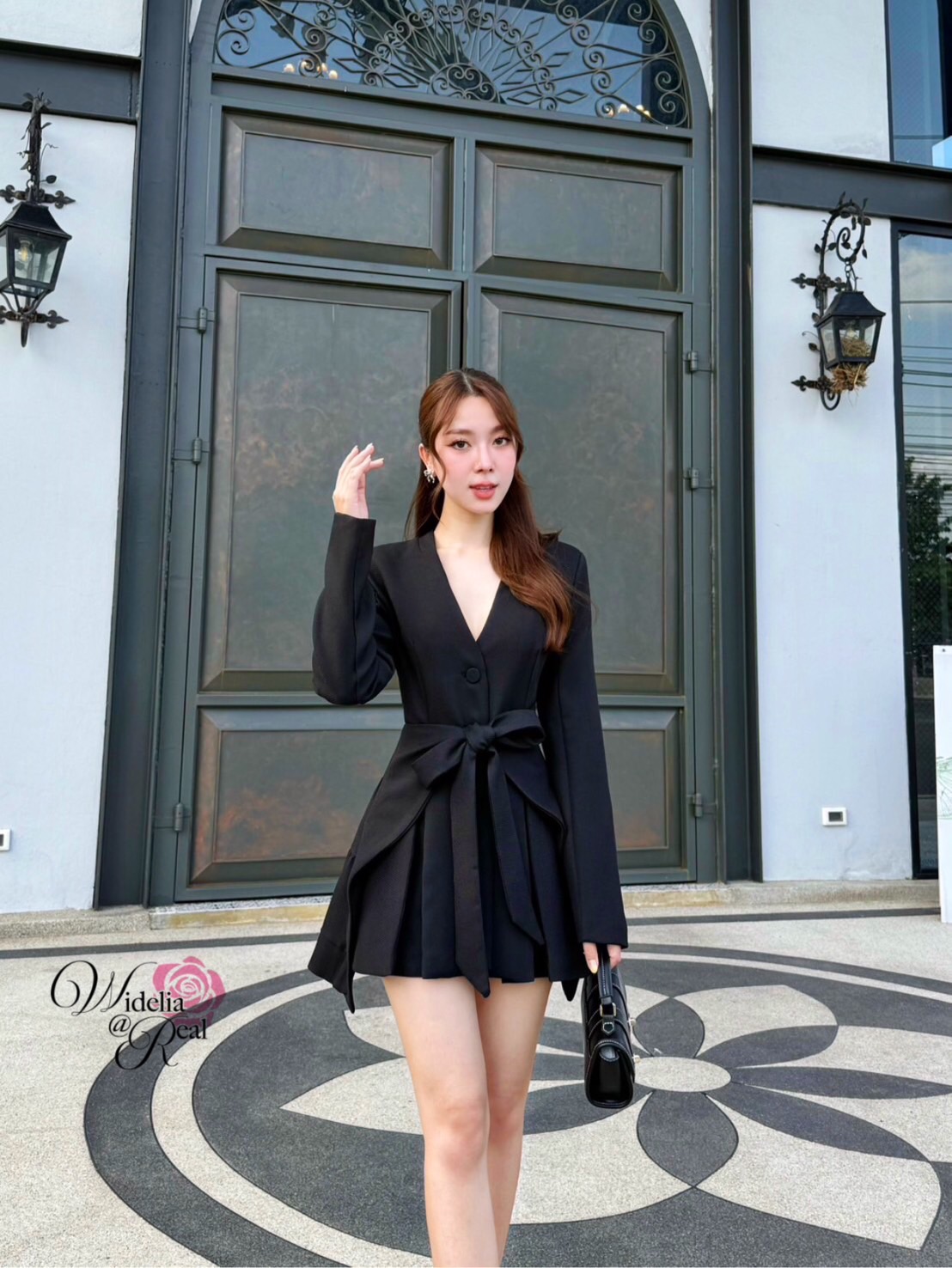 Korea Set เบเซอร์เดรสกับกระโปรงสั้น ตัวเดรสแขนยาว (ดำ)