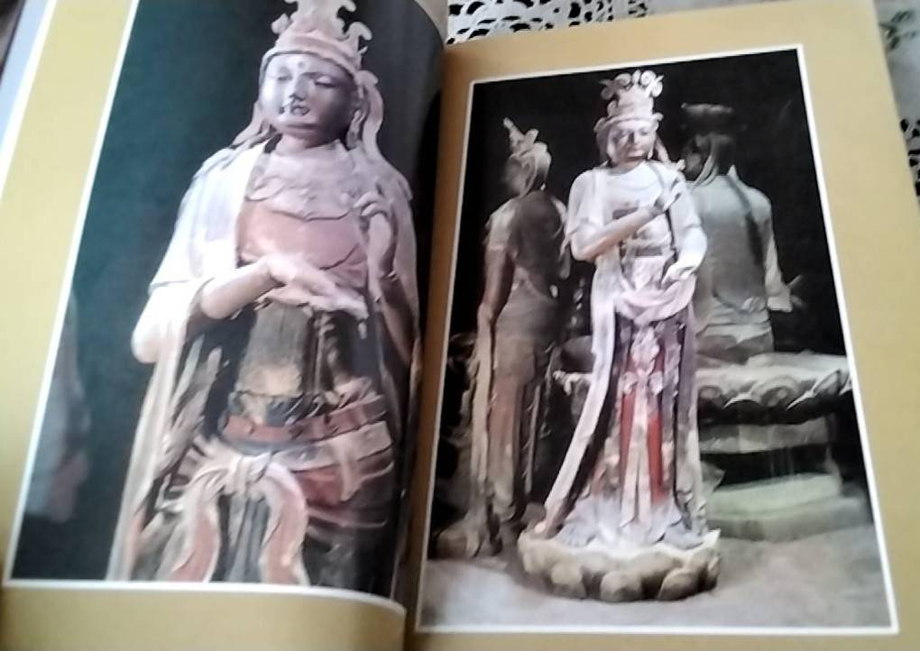 เบญจมหาโพธิสัตว์ และ กฤษดาภินิหาร กวนอิม