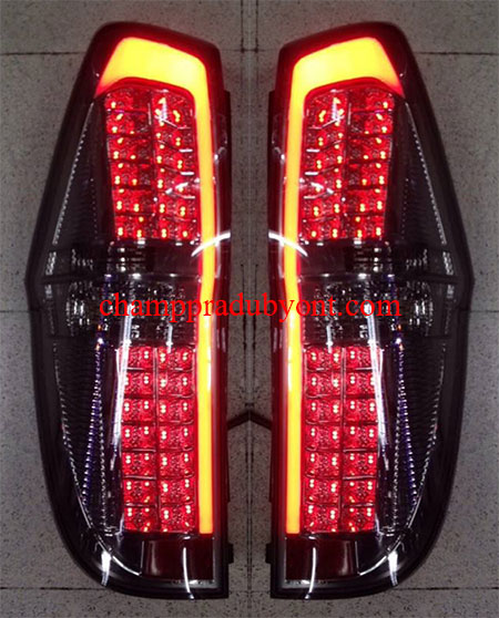 ไฟท้าย HYUNDAI H-1 08-16 SMOKE LED