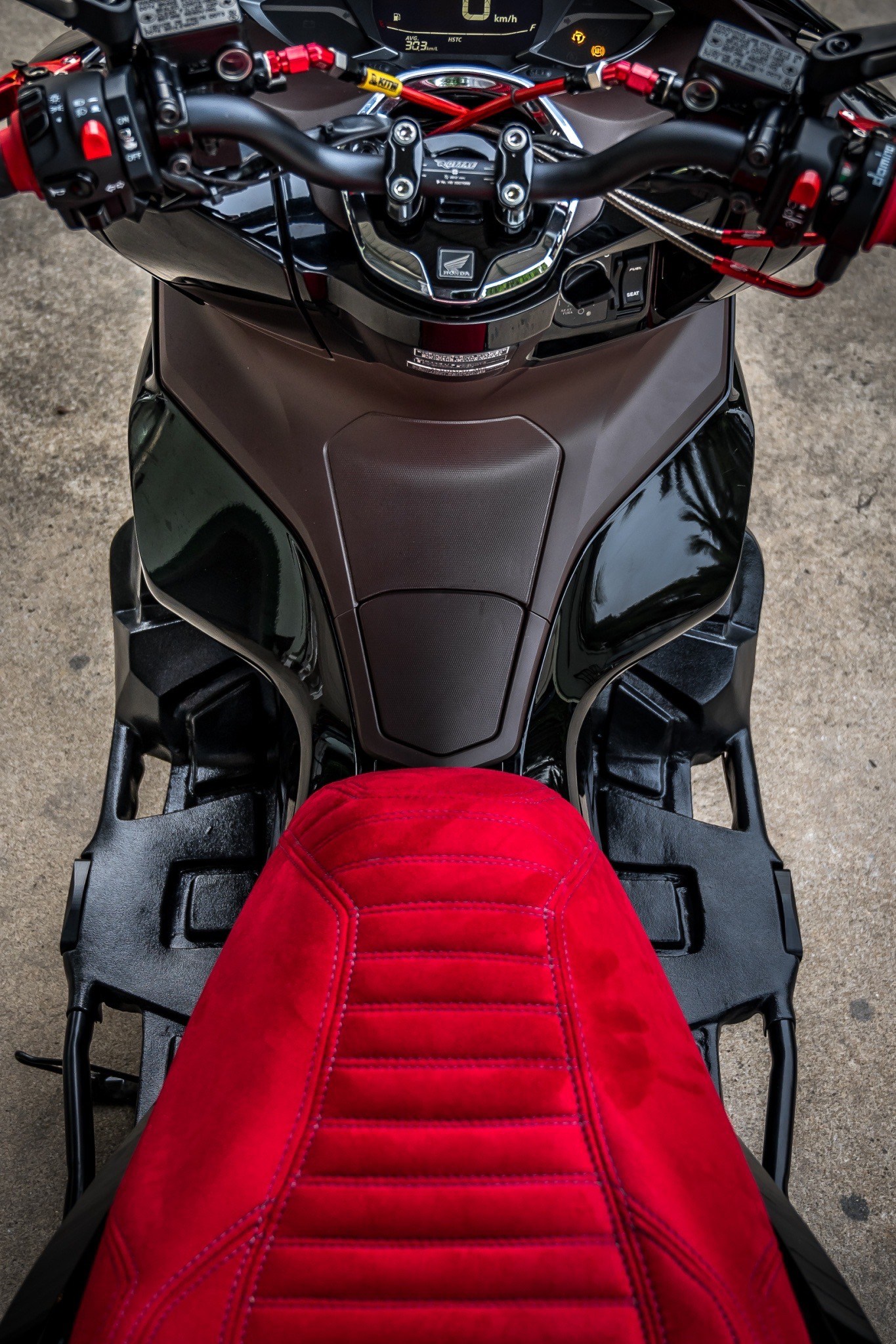 แคชบาร์ AsurA Honda PCX160 3,500฿