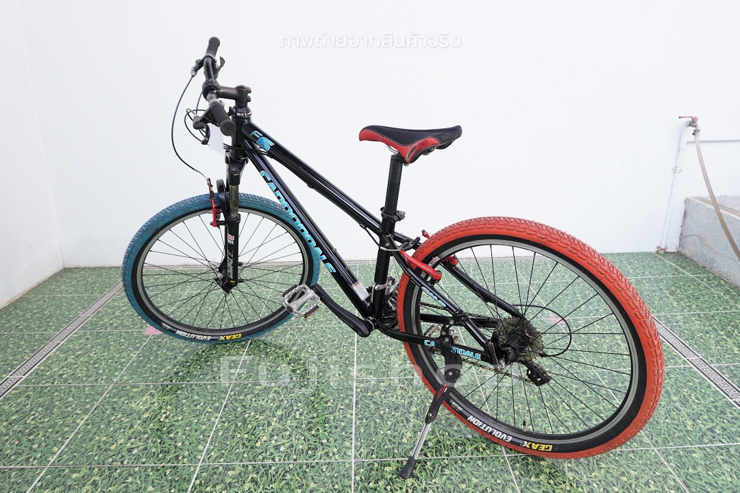 จักรยานเสือภูเขาญี่ปุ่น - ล้อ 26 นิ้ว - เกียร์ 3x8 (24 สปีด) - อลูมิเนียม - โช๊คหน้า - Canondale F6 - สีดำ - Size S [จักรยานมือสอง]