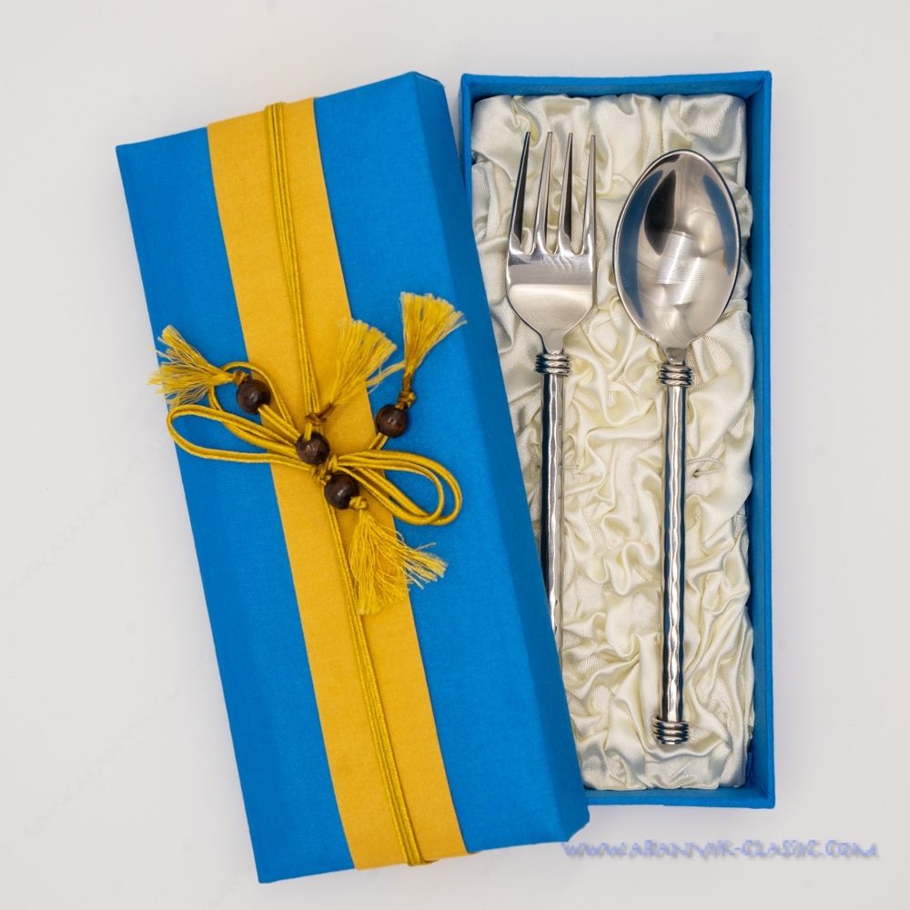 ช้อนส้อม Aster บรรจุกล่อง ลานนา