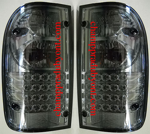 ไฟท้าย TOYOTA TIGER D4D 98-04 SMOKE LED