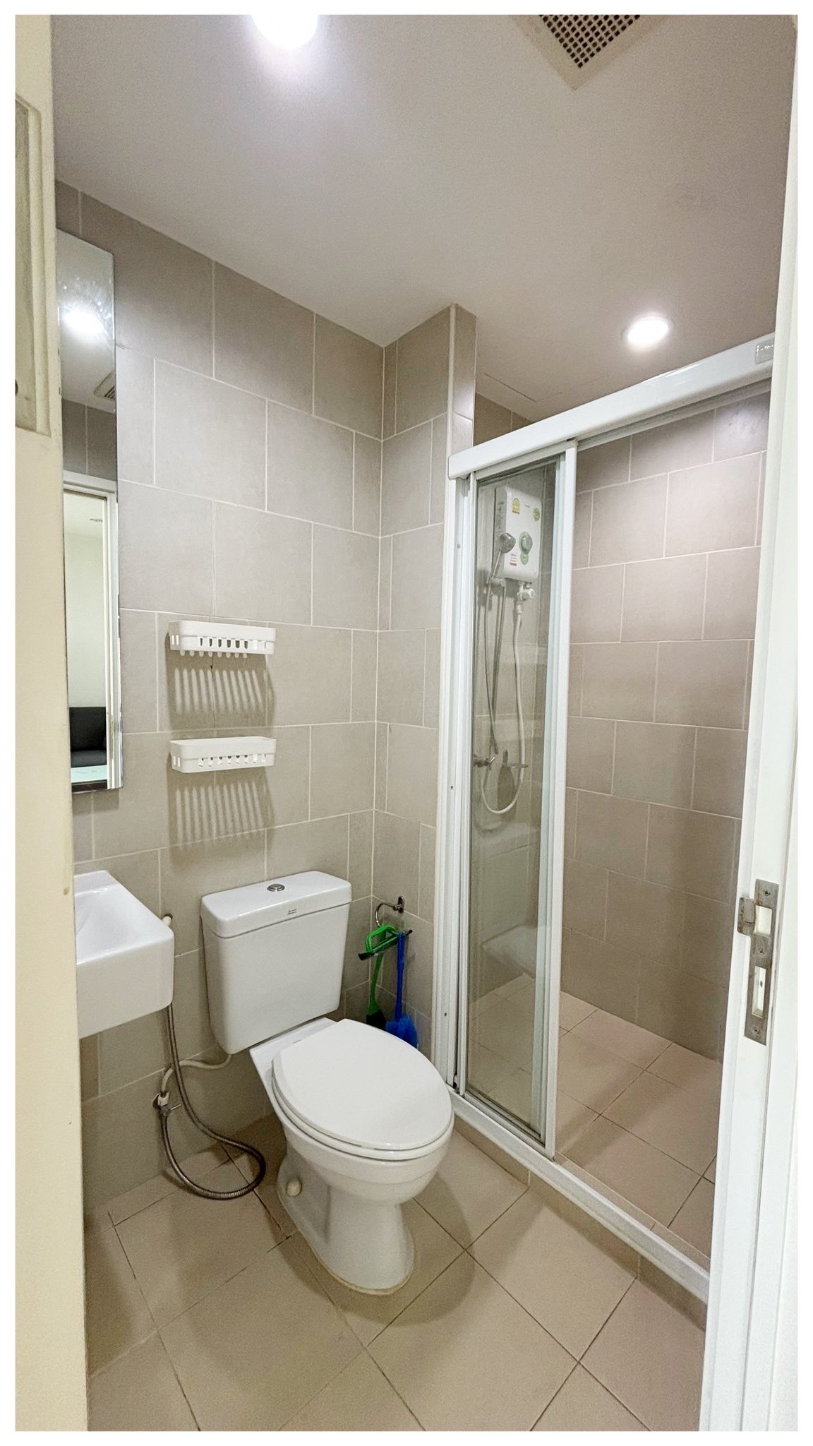 เดอะ เบส แจ้งวัฒนะ - THE BASE CHAENGWATTANA (VIP)