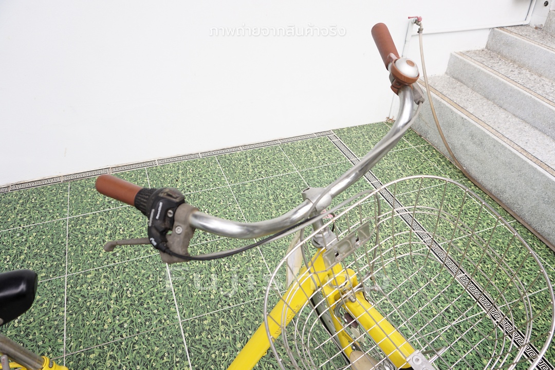 จักรยานแม่บ้านญี่ปุ่น - ล้อ 26 นิ้ว - เกียร์ 6 สปีด - ไฟหน้าอัตโนมัติ - สีเหลือง [จักรยานมือสอง]