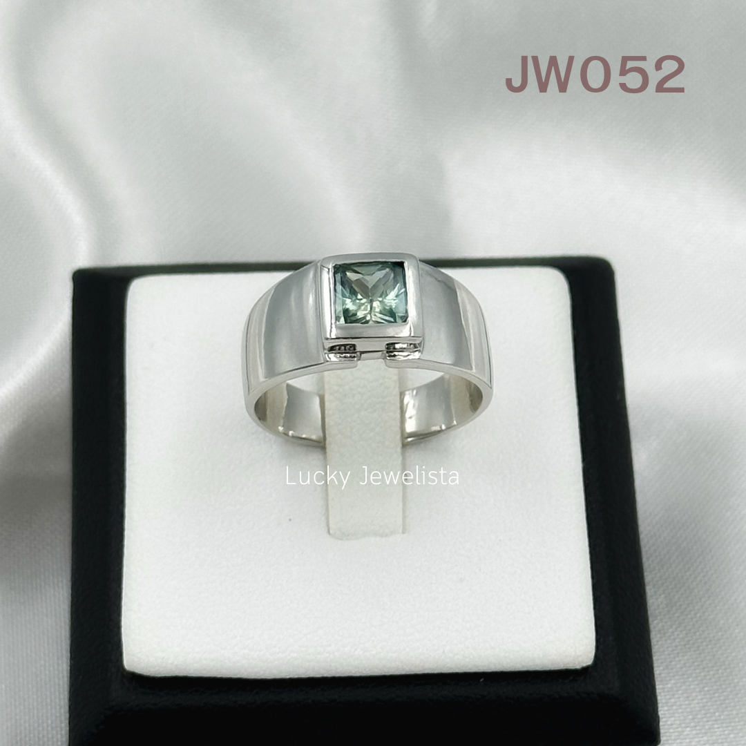 แหวนพลอยเพทาย สีฟ้า Blue Zircon ทรงสี่เหลี่ยม สีฟ้า 1.25 กะรัต 1