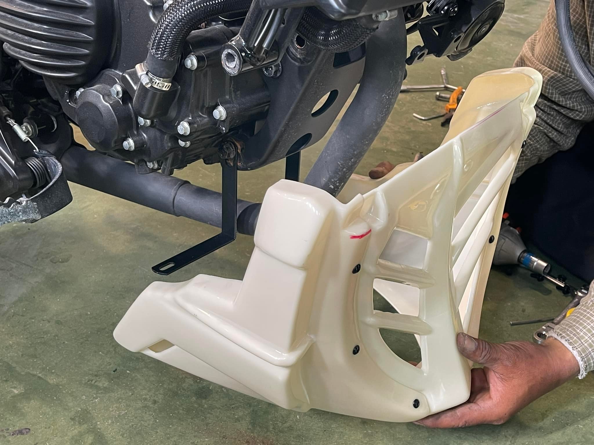 ชุดอกไก่แต่ง+แผ่นบังหัวเครื่องแต่ง Motolord V2 For Rebel300&500 ราคา5300