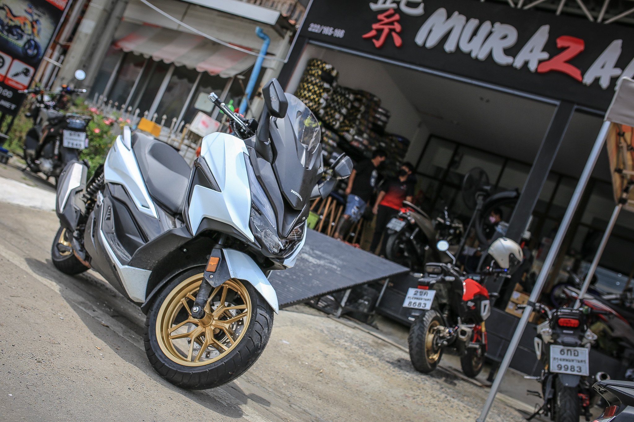 ✅ล้อสีม่วงเอฟเฟค ราคาสับพร้อมใส่พร้อมถ่วง 3000 บาท ✅ล้อสีทอง แดง น้ำเงิน ราคาสับพร้อมใส่พร้อมถ่วง 2800 บาท