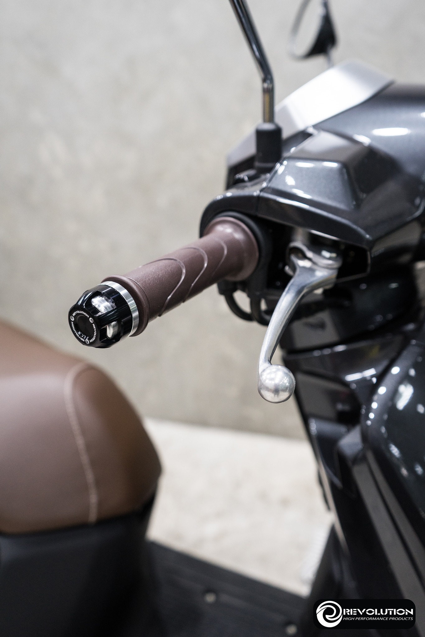 น็อตปลายแฮนด์ CNC REVOLUTION 2ชิ้น GIORNO+/LEAD-125/CLICK-160