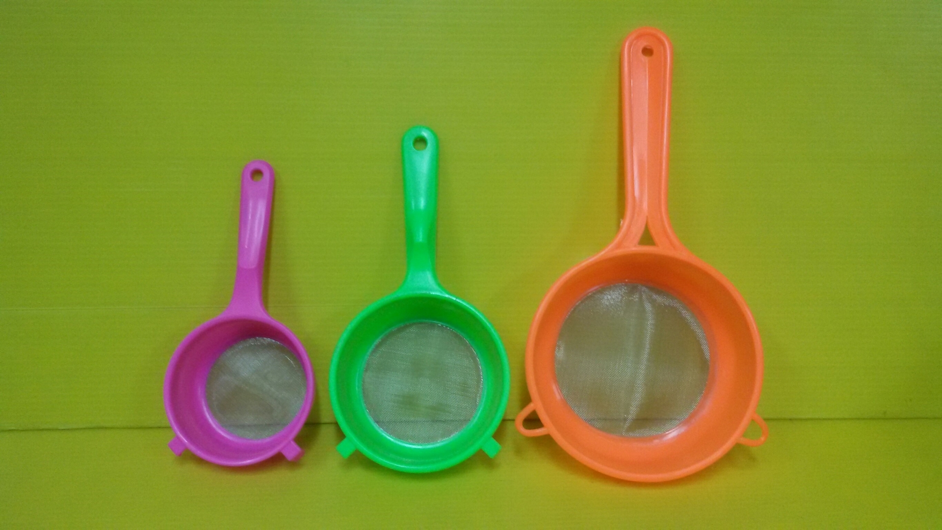 กระชอนพลาสติก 12 ซม