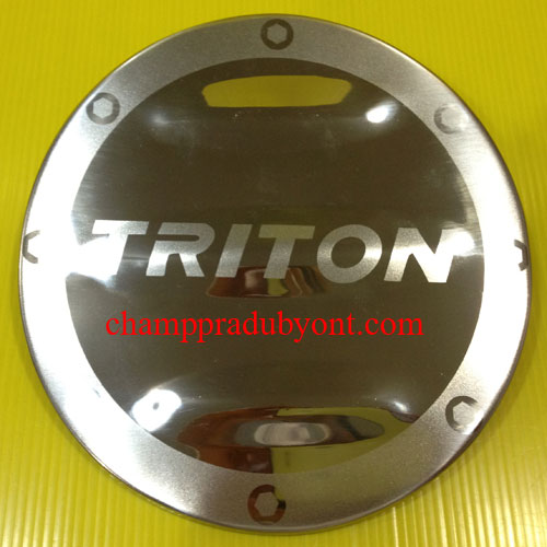 ครอบฝาถังน้ำมันโครเมี่ยม MITSUBISHI TRITON 06-14 4D สแตนเลส