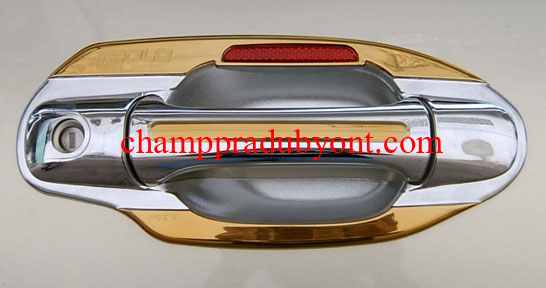 ครอบมือเปิดพร้อมถ้วยรองโครเมี่ยม CHEVROLET COLORADO 04-11 FITT ทรง GOLD SERIES