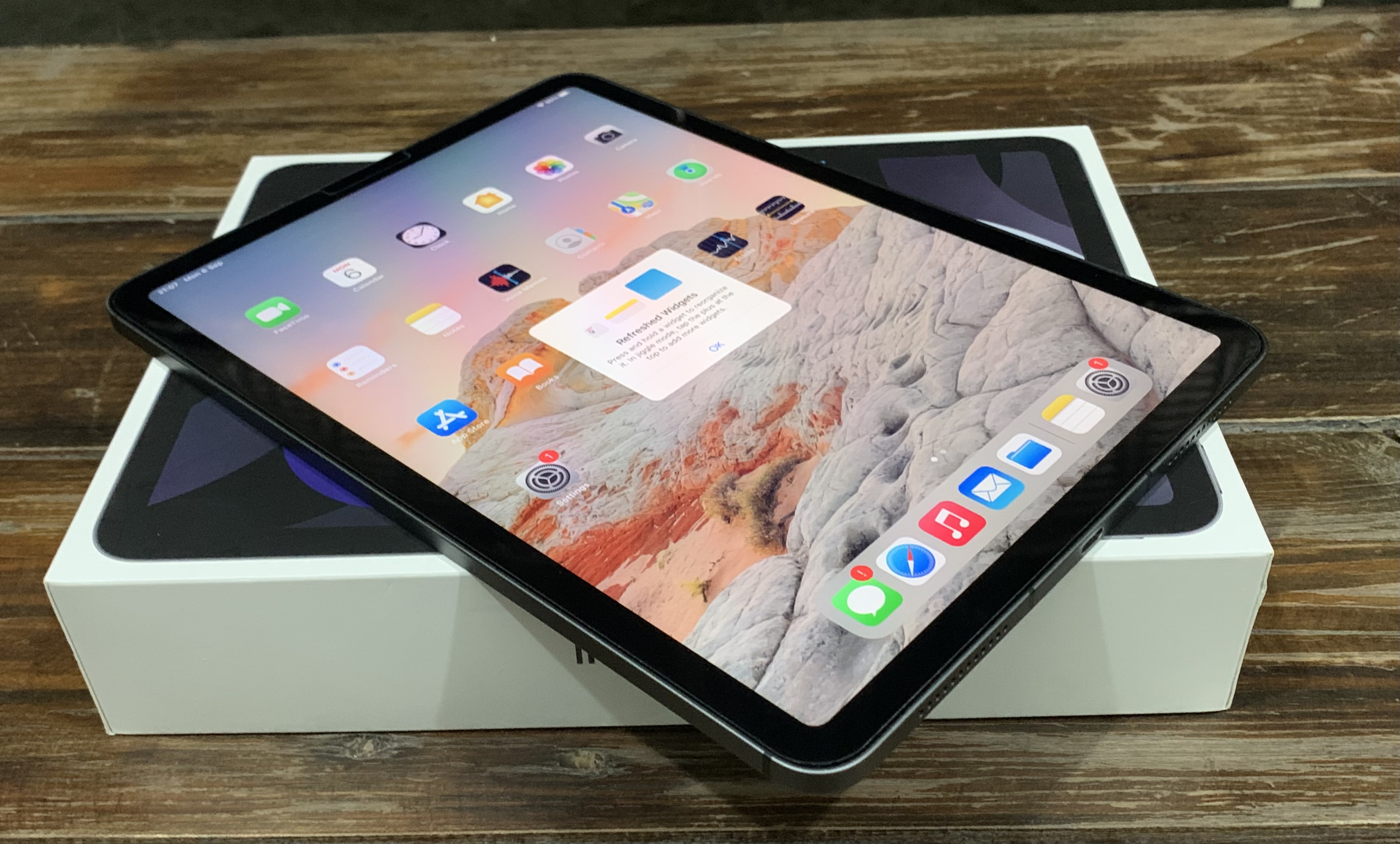 iPad Air 4 Wifi + Cellulra ความจุ 256GB มือสอง ราคาถูก เชียงใหม่